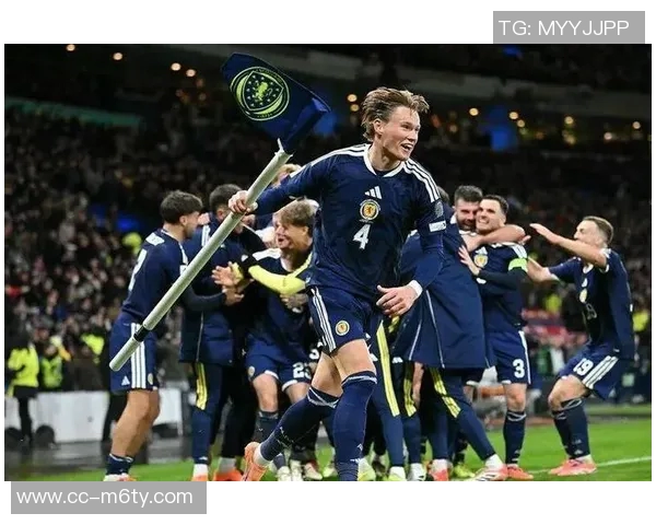 麦克托米奈倒钩破世界纪录脚尖高度超越奥努阿楚引发热议