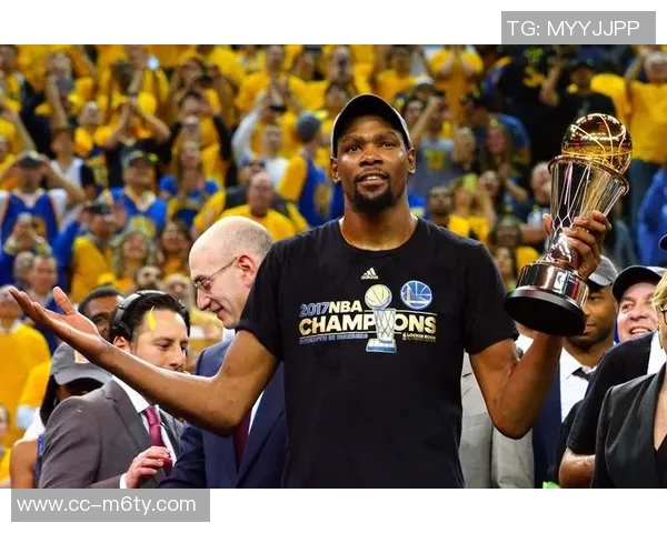 斯科特：詹姆斯杜兰特离队夺冠更欣赏库里坚守一城的精神