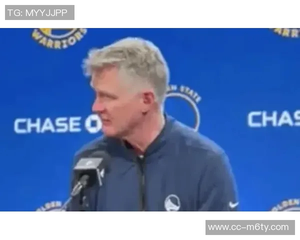 科尔盛赞波杰年轻球员成长之路展现自信与进步潜力