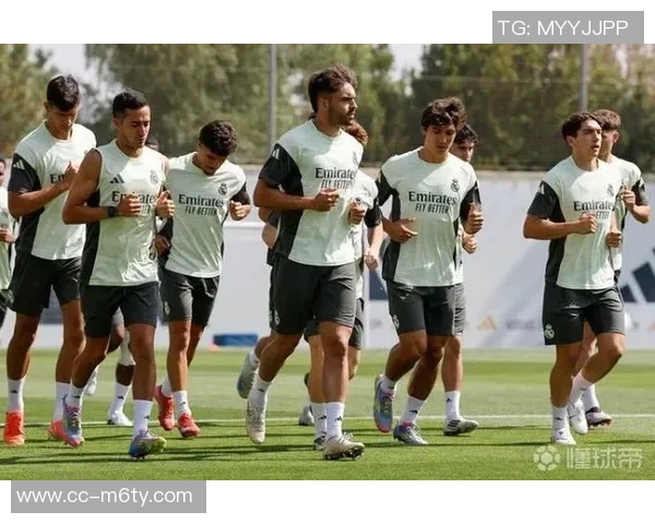 皇马训练缺席多名球员青训小将加入备战新赛季